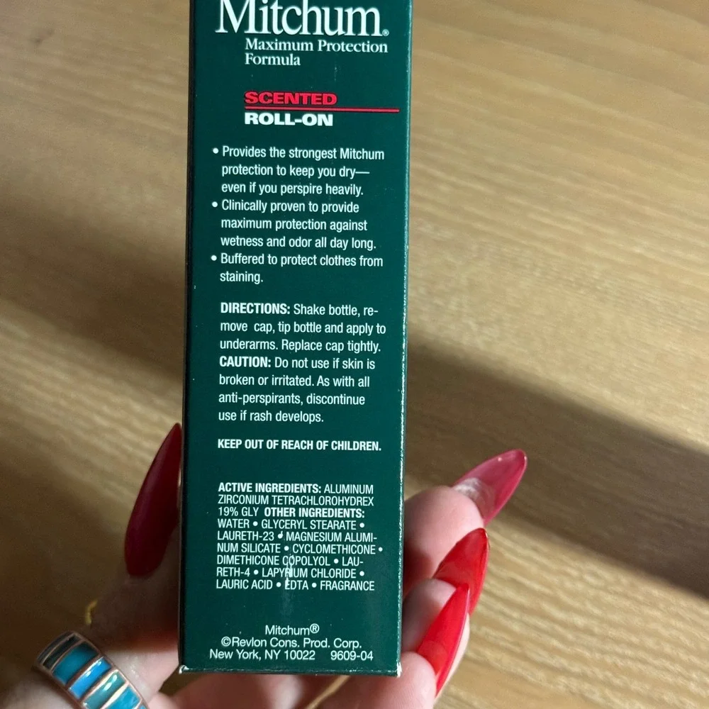 Mitchum Roll-On Deodorant Men 1.9oz Green Scented Maximum Protection Vintage